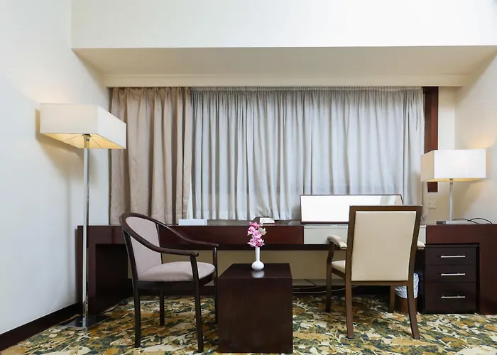 Aavri Hotel